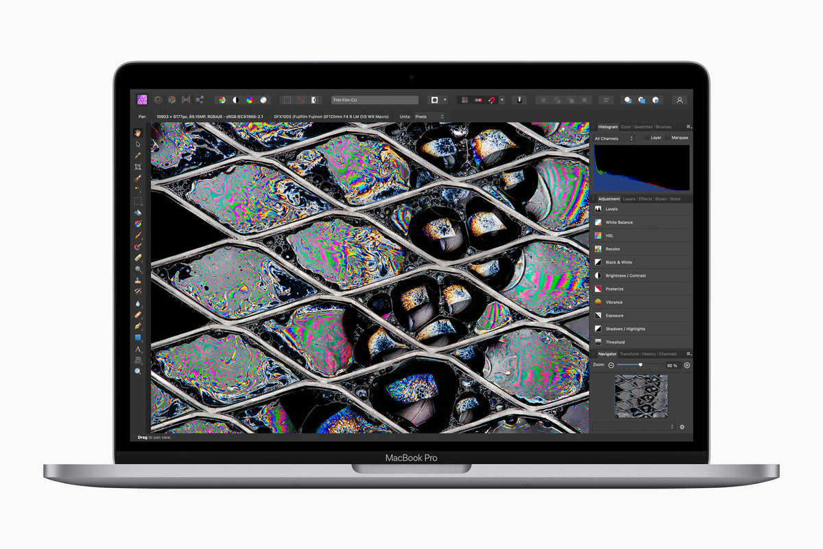 Apple MacBook Pro 13 M2 2022 Grigio siderale, foto illustrativa ufficiale Apple